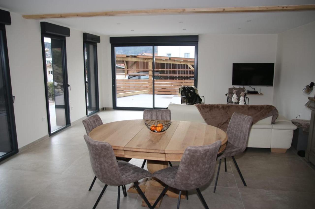Charmant Chalet, Spacieux, Proche Du Lac, Vue Sur La Montagne جوراردُميه المظهر الخارجي الصورة
